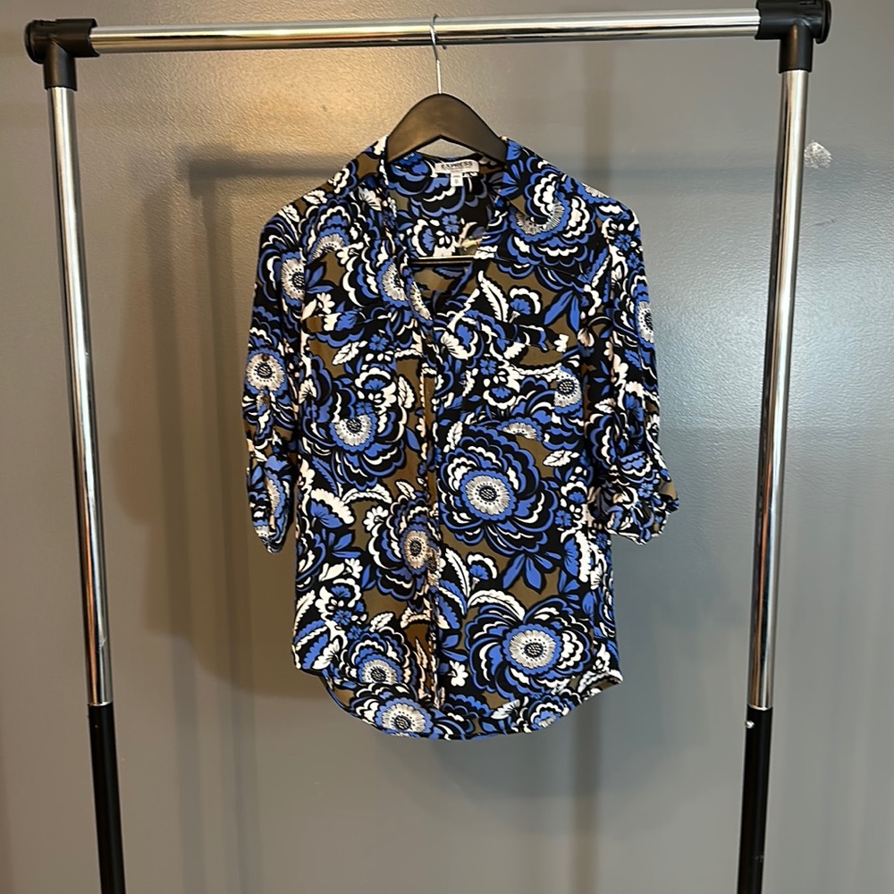 Express The Portofini Dress shirt. Size XS